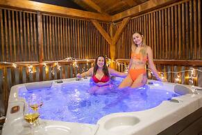 Mountain Stay With Hot Tub