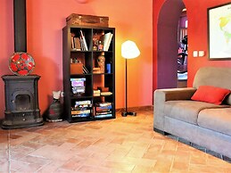 Ecological Cottage With Private Garden