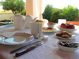 Ecological Cottage With Private Garden