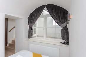 Spacious and Modern Apartment in Pimlico