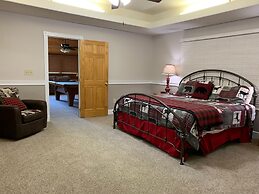 Er316- Black Bear Hideaway Great Location- Close To Town 2 Bedroom Cab