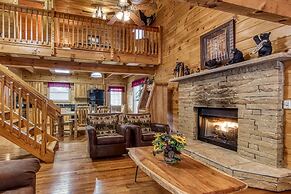 Point Of View - Spacious 2 Bedroom With a Loft Just off Glades Road 2 