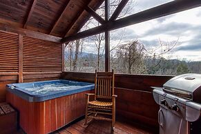 Point Of View - Spacious 2 Bedroom With a Loft Just off Glades Road 2 