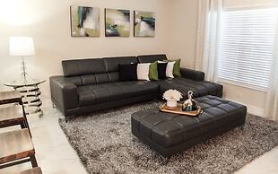 Lakeview Retreat W/splashpool #1633st 4 Bedroom Townhouse by RedAwning