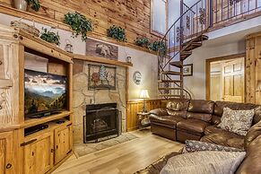 Er15 - A Bears Life Great Location - Close To Town! 3 Bedroom Cabin by