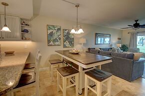 318 El Matador 2 Bedroom Condo by RedAwning