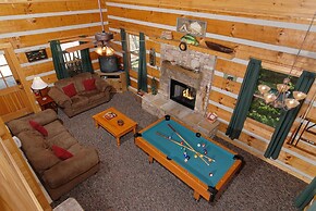 Mountain Lake Getaway - Great Location! 1 Bedroom Cabin by RedAwning