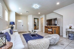 Windsor at Westside-5 Bedrooms House w/pool-3737WW 5 Home by RedAwning