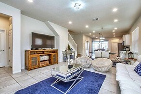 Windsor at Westside-5 Bedrooms House w/pool-3737WW 5 Home by RedAwning