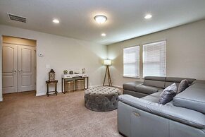 Windsor at Westside-5 Bedrooms House w/pool-3737WW 5 Home by RedAwning