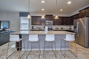 Windsor at Westside-8 Bedrooms House Pool - 3731WW 8 Home by RedAwning