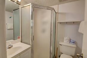 417 El Matador 2 Bedroom Condo by RedAwning