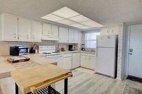 417 El Matador 2 Bedroom Condo by RedAwning