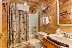 Er305- Bear Right Inn- Great Location- Close To Town 9 Bedroom Cabin b