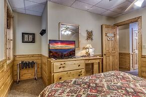 Er305- Bear Right Inn- Great Location- Close To Town 9 Bedroom Cabin b