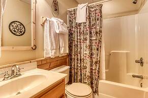 Er305- Bear Right Inn- Great Location- Close To Town 9 Bedroom Cabin b
