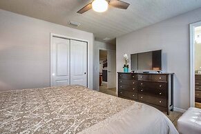 Windsor at Westside-8 Bedrooms House w/Pool-3701WW 8 Home by RedAwning