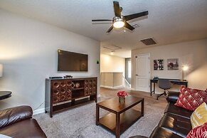 Close To Clubhouse, Pool & Jucuzzi-7031sr 6 Bedroom Home by RedAwning