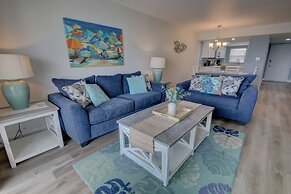 457 El Matador 2 Bedroom Condo by RedAwning