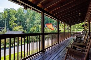 Er306- A Smoky Mountain Dream- Great Location- Close To Town 2 Bedroom