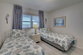 363 El Matador 2 Bedroom Condo by RedAwning