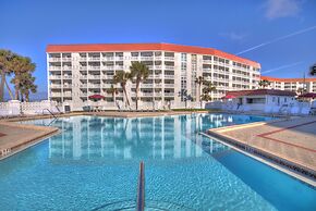 221 El Matador 2 Bedroom Condo by RedAwning