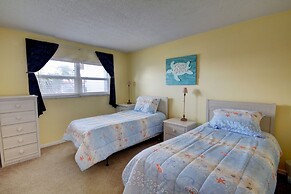 221 El Matador 2 Bedroom Condo by RedAwning