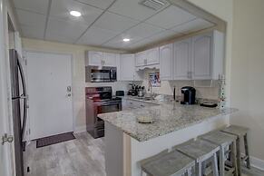 611 El Matador Condo by RedAwning