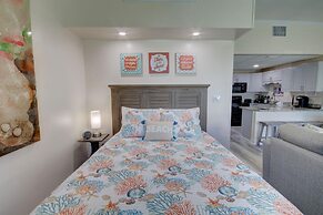 611 El Matador Condo by RedAwning