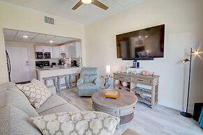 611 El Matador Condo by RedAwning