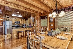 Majestic Mountain View - Great Location! - Convenient To Everything! 2