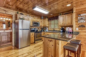 Majestic Mountain View - Great Location! - Convenient To Everything! 2