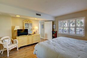 120 El Matador 2 Bedroom Condo by RedAwning