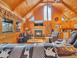 Er107 - Smoky Mountain Charm - Great Location! Close To Town! 2 Bedroo