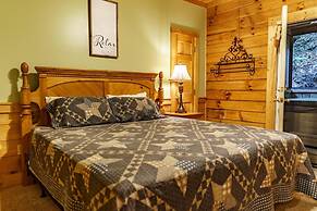 Er97 - Squirrel's Retreat - Close To The Action In Pigeon Forge! 2 Bed