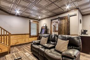 Cuddlin' Up, Er209 - Luxury At Its Finest And Location That Can't Be B