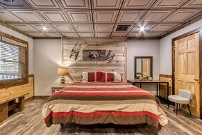 Cuddlin' Up, Er209 - Luxury At Its Finest And Location That Can't Be B