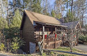 Er308- The Cozy Bear- Great Location- Close To Town 2 Bedroom Cabin by