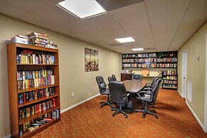 443 El Matador 2 Bedroom Condo by RedAwning