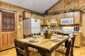 Er38r Grandpa's Getaway - Great Location- Close To Town 2 Bedroom Cabi