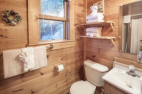 Er36 - Cozy Creekside Great Location- Close To Town 1 Bedroom Cabin by