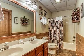 Er 254 â Hibernation Hideaway Great Location â Close To Town! 5 Bedroo
