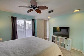 527 El Matador 2 Bedroom Condo by RedAwning