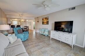 527 El Matador 2 Bedroom Condo by RedAwning