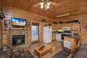 Er 226 Locker's Mountain Hideaway Great Location Close To Town! 2 Bedr