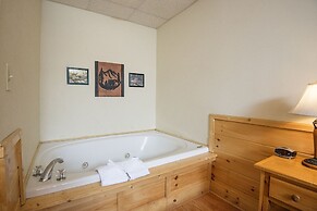 Er 226 â Locker's Mountain Hideaway Great Location â Close To Town! 2 