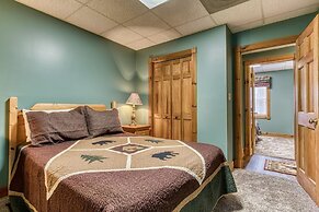 Er92 - Virginia's Villa - Great Location! Close To All The Action! 5 B