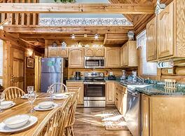 Er92 - Virginia's Villa - Great Location! Close To All The Action! 5 B