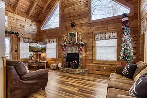 Er83 - Savage Loft - Your Close To The Action Cabin Getaway 2 Bedroom 