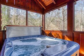 Er83 - Savage Loft - Your Close To The Action Cabin Getaway 2 Bedroom 